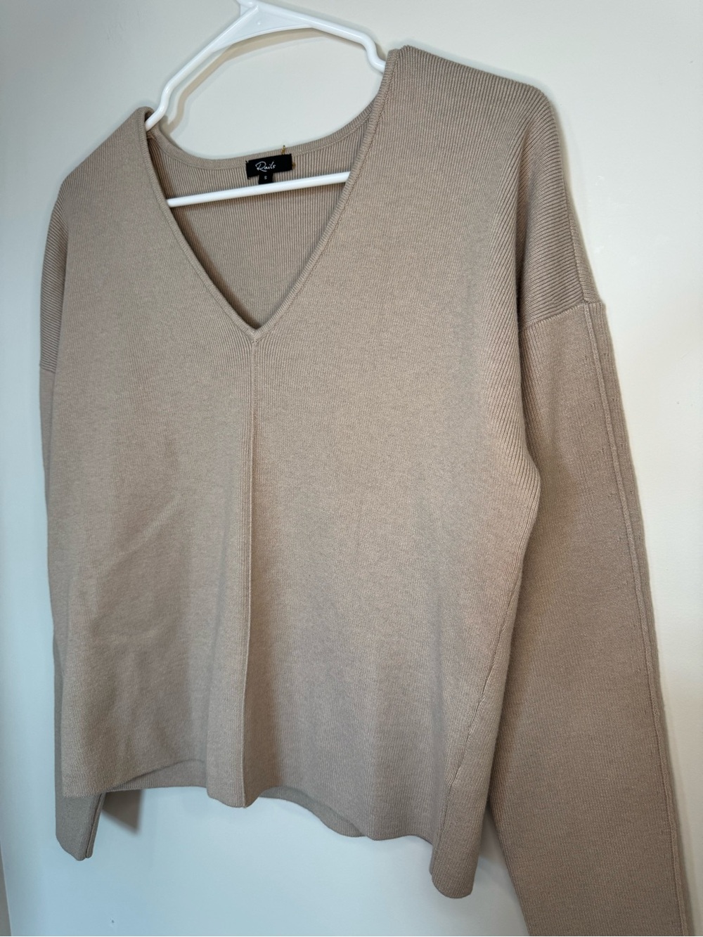 RAILS Hollyn V-Neck Sweater in Heather Oatmeal S - Picture 2 of 10